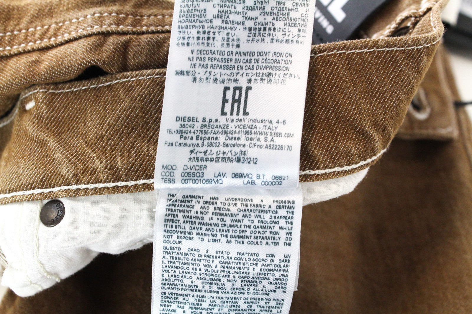 DIESEL D-Vider 069MQ vyriški rudi W29/L32 morkų stiliaus džinsai su sagomis ir tampriu audiniu 