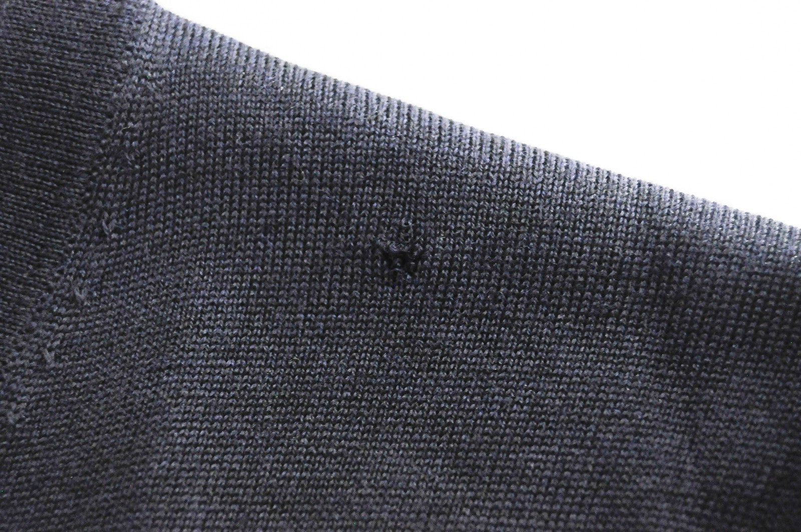 „SUITSUPPLY“ vyriškas merino vilnos megztinis su V formos iškirpte, tamsiai mėlynas, lengvas megztinis 