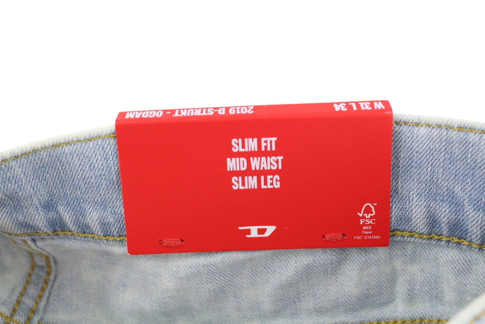 DIESEL 2019 D-Strukt 0GDAM vyriški džinsai W31/L34 Slim vidutinio juosmens, skalbtos mėlynos spalvos 