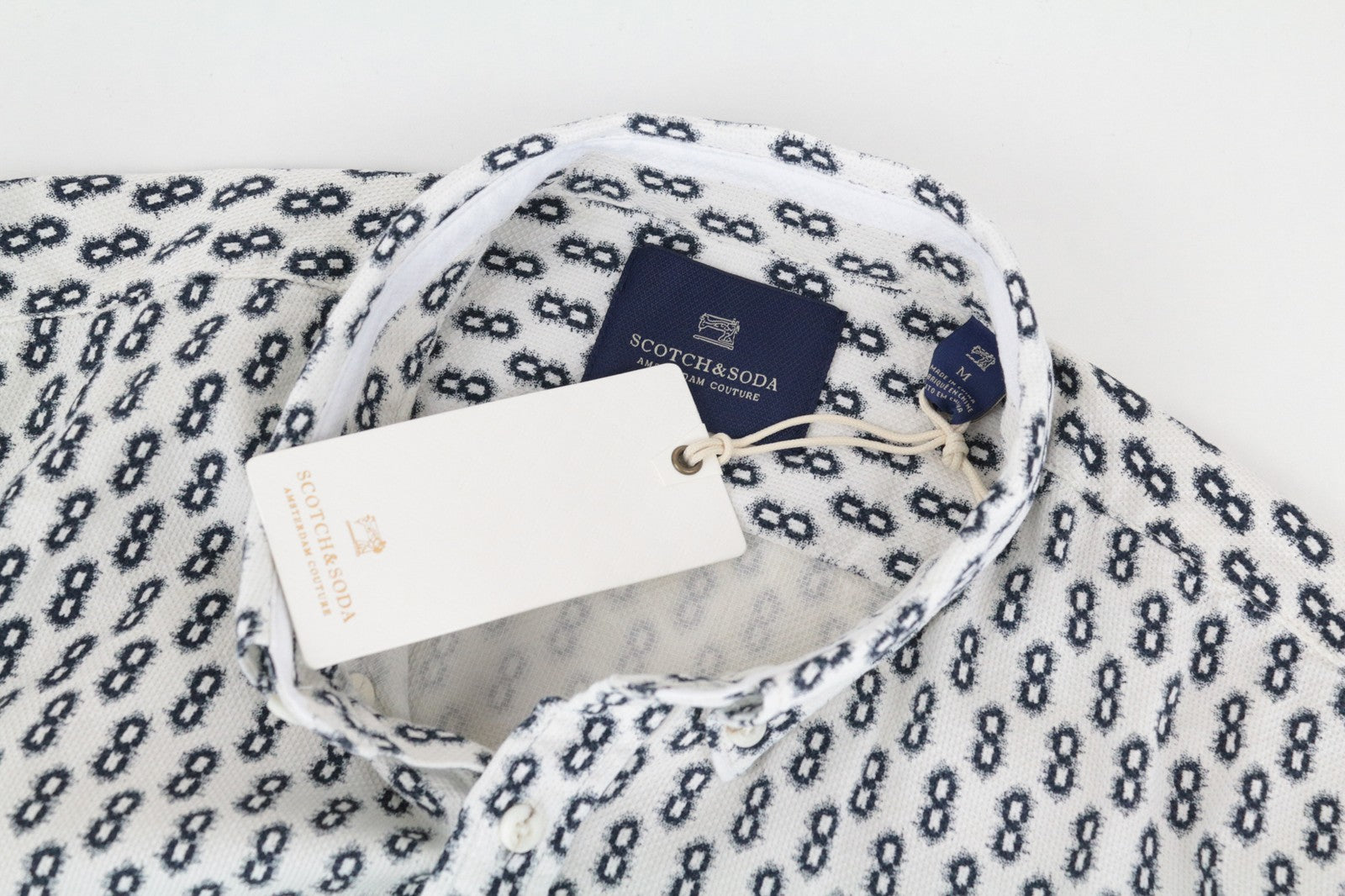 SCOTCH &amp; SODA vyriški marškiniai M dydžio, išskleista apykakle, dryžuotas laisvalaikio stiliaus, abstraktaus rašto.