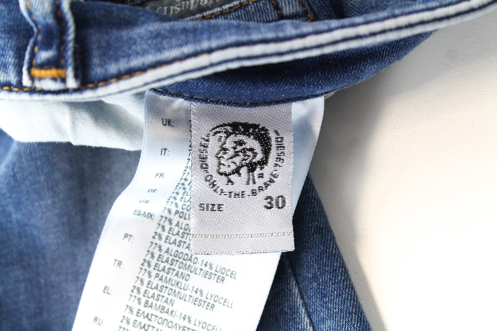 DIESEL Slandy-Low 084UF D.N.A. Women's W30/L34 Super Skinny Jeans Distressed