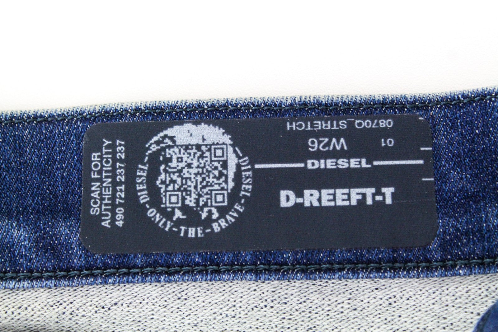 DIESEL D-Reeft-T 0870O vyriški W26 Jogg aptempti sportiniai džinsai berniukams