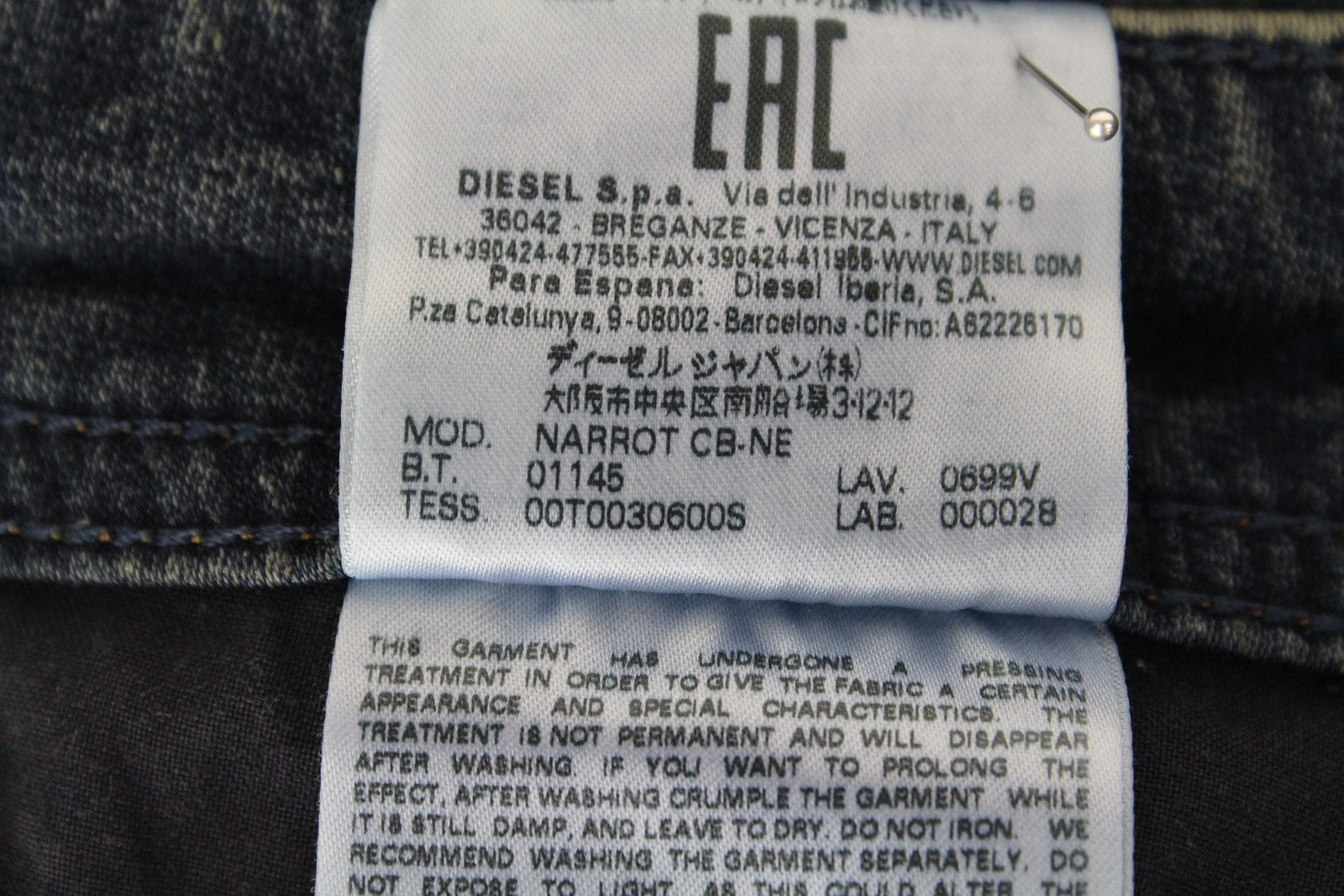 DIESEL Narrot CB-NE 0699V vyriški W28 Slim Jogg dėmėti sportiniai džinsai su dėmėmis ir prakaitu 
