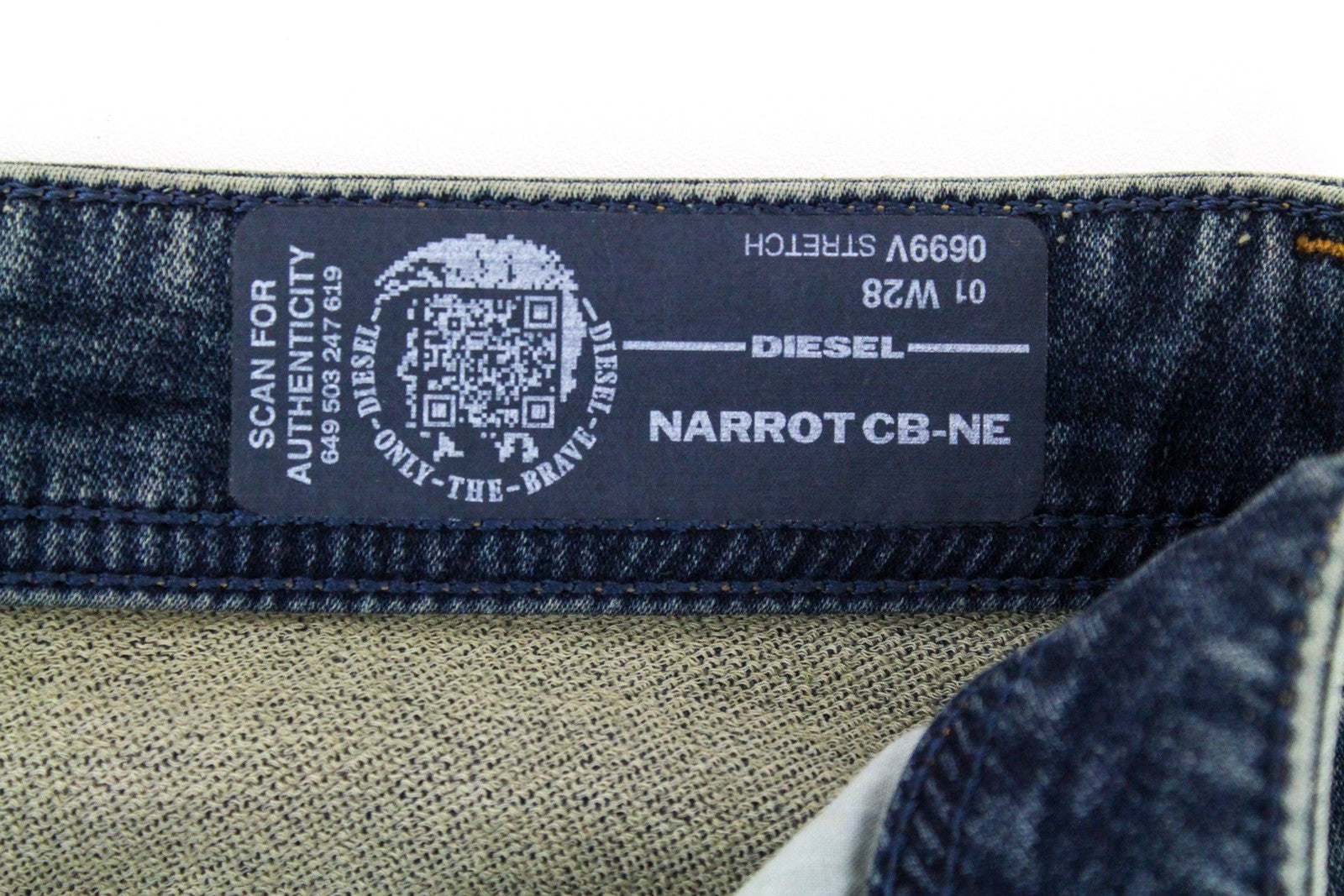 DIESEL Narrot CB-NE 0699V vyriški W28 Slim Jogg dėmėti sportiniai džinsai su dėmėmis ir prakaitu 