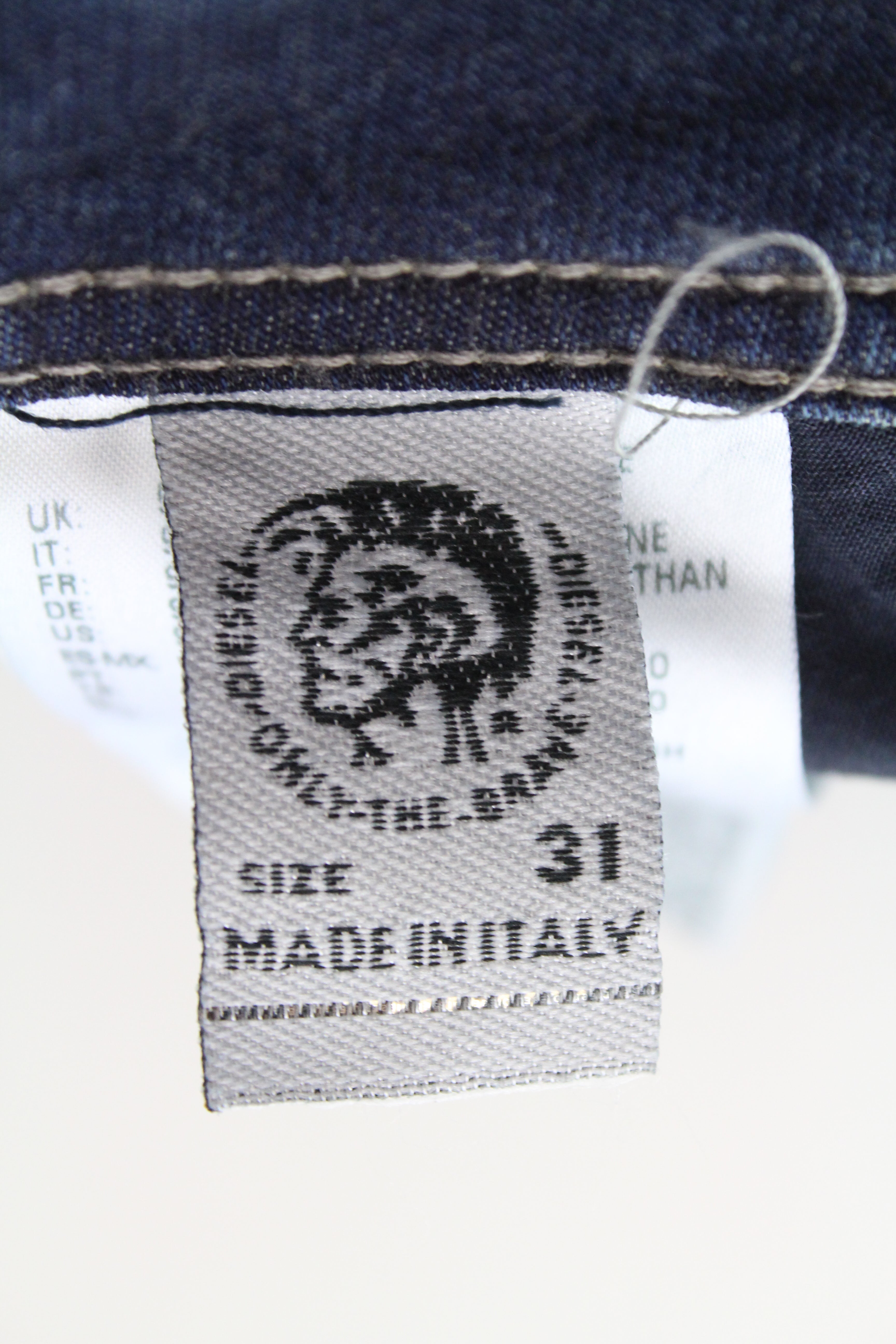 DIESEL Narrot-T ​​084PU vyriški W31 džinsai Slim Distressed Washed Sweat Jogg 