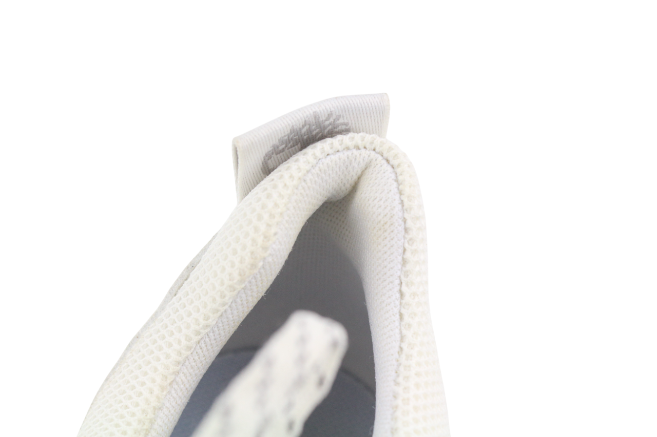 TIMBERLAND A219C moteriški sportbačiai, EU40, UK7, balti, migdolų spalvos, žemakulniai sportbačiai su raišteliais. 