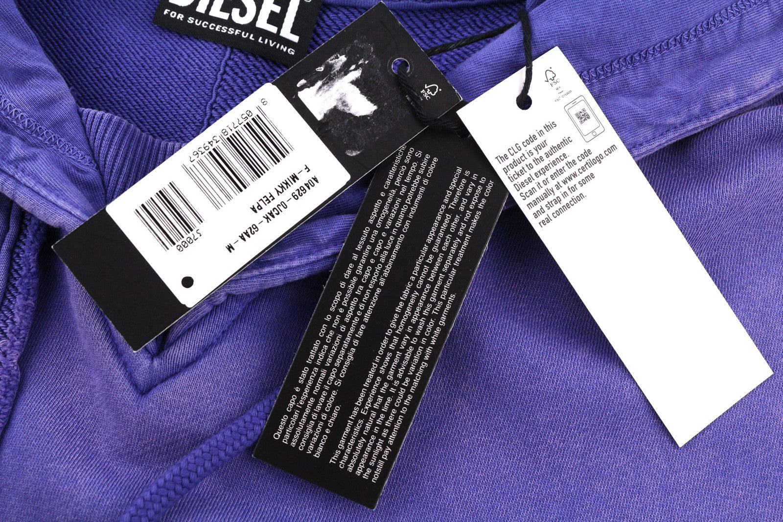 DIESEL F-Mikky Felpa moteriškas džemperis su gobtuvu, mėlynas, asimetrinis, su kišene. Rekomenduojama kaina – 195 €. 