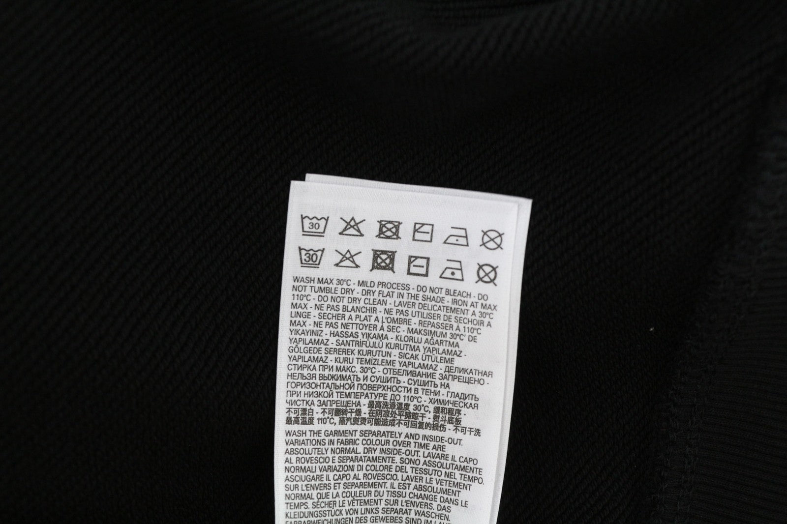 DIESEL F-Reggy-Hood moteriškas džemperis su gobtuvu M, juodas, su gobtuvu ir megztiniais dirželiais, rekomenduojama kaina – 150 € 