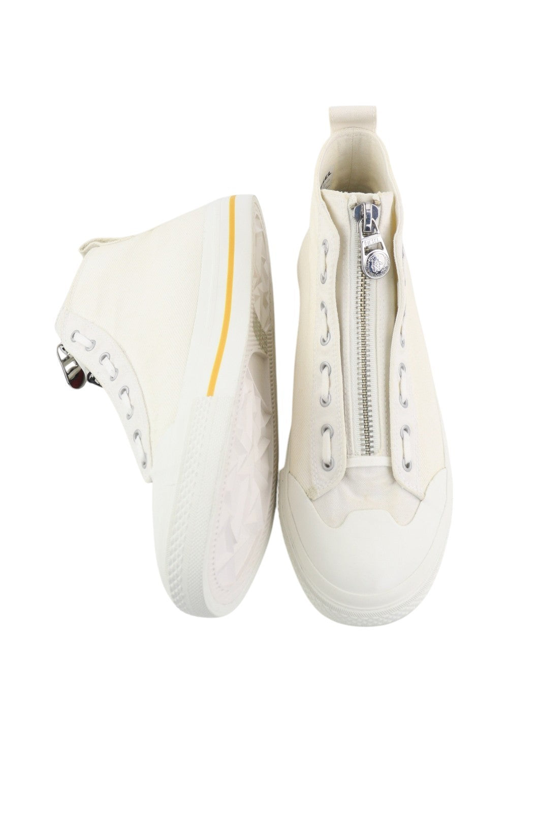 DIESEL S-Astico Mzip vyriški sportbačiai, EU45, balti, užtrauktuku, vidutinio ūgio, migdolų nosimi. RMK 180 €. 