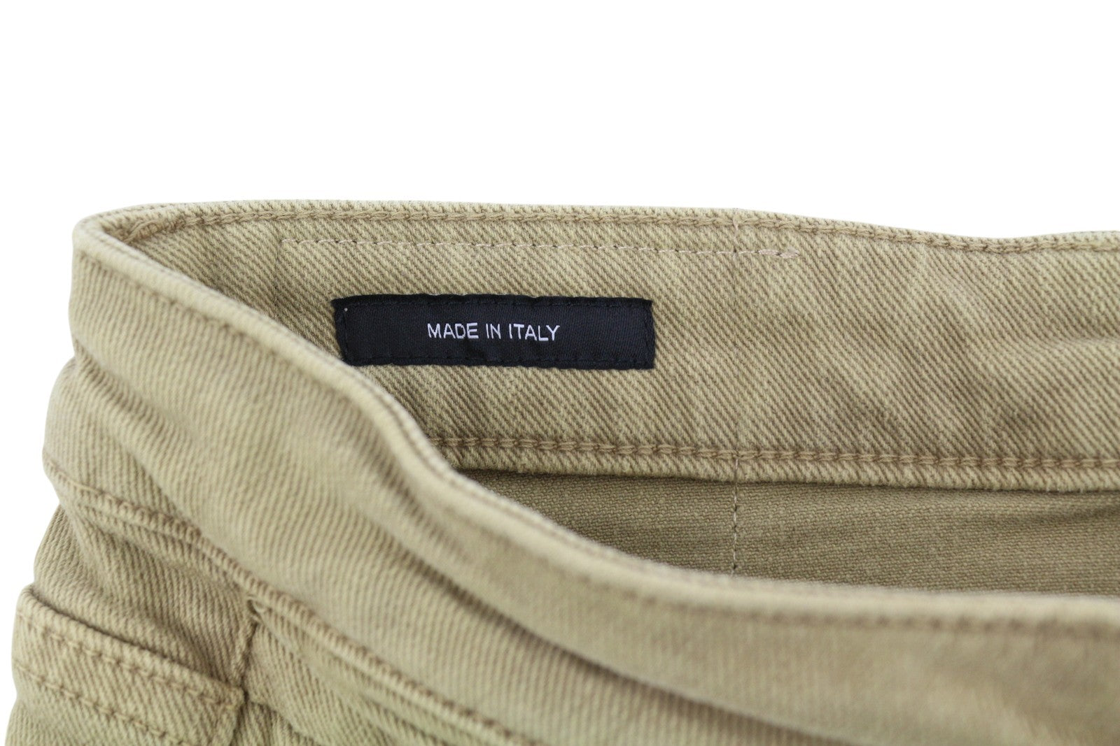 R13 berniukiški tiesūs moteriški džinsai, 29 m. skalbti chaki spalvos, tamprūs iki kulkšnių, rekomenduojama kaina – 645 € 