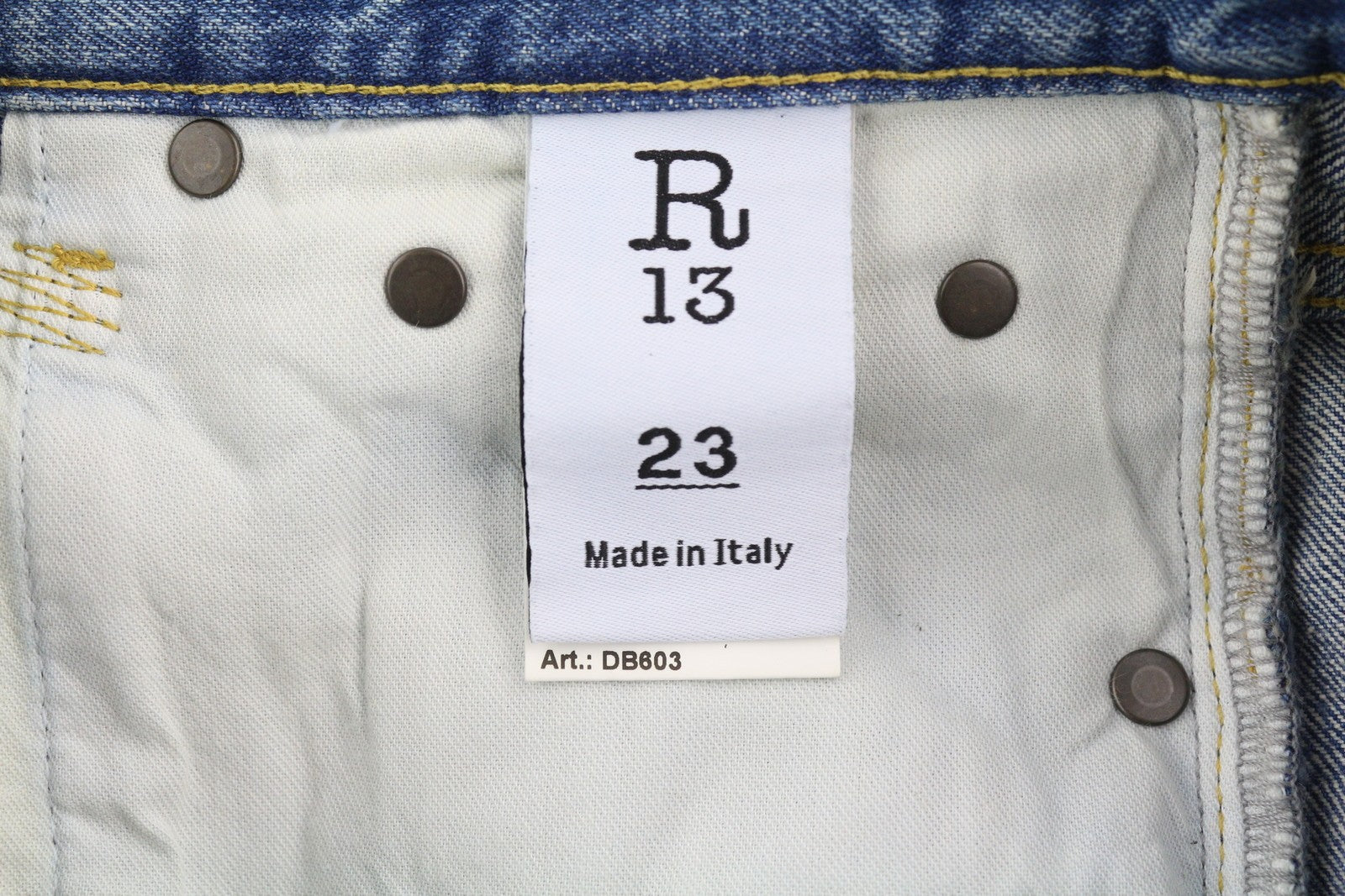 R13 trumpi Wixdeleg moteriški džinsai 23 laisvi, tiesūs, iki kulkšnių, skalbti, RRP 795 € 