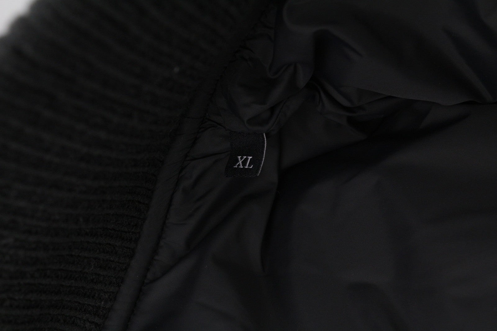 DIESEL W-Spleak vyriška striukė XL dydžio, juoda, su bomber pamušalu ir izoliacija, RRP 325 € 