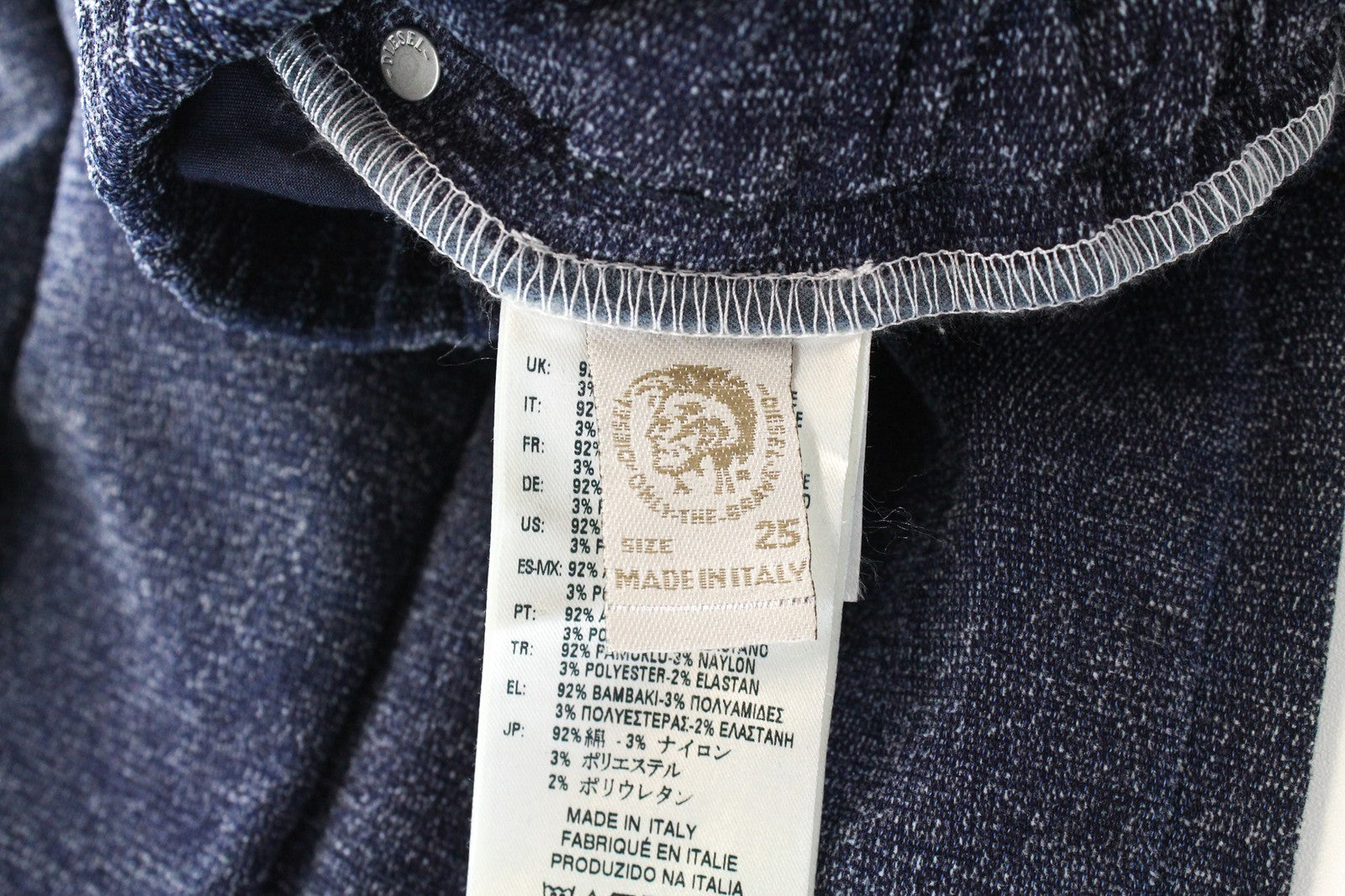 DIESEL Cosee-NE 0685Z W25 moteriškos sportinės kelnės su gobtuvu, mėlynos, užtraukiamos 