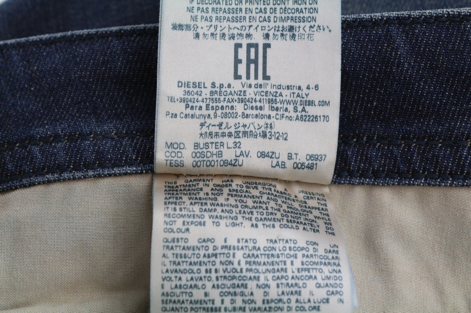 DIESEL Buster 084ZU vyriški džinsai W40/L32 Washed Regular Slim Tapered Stretch 