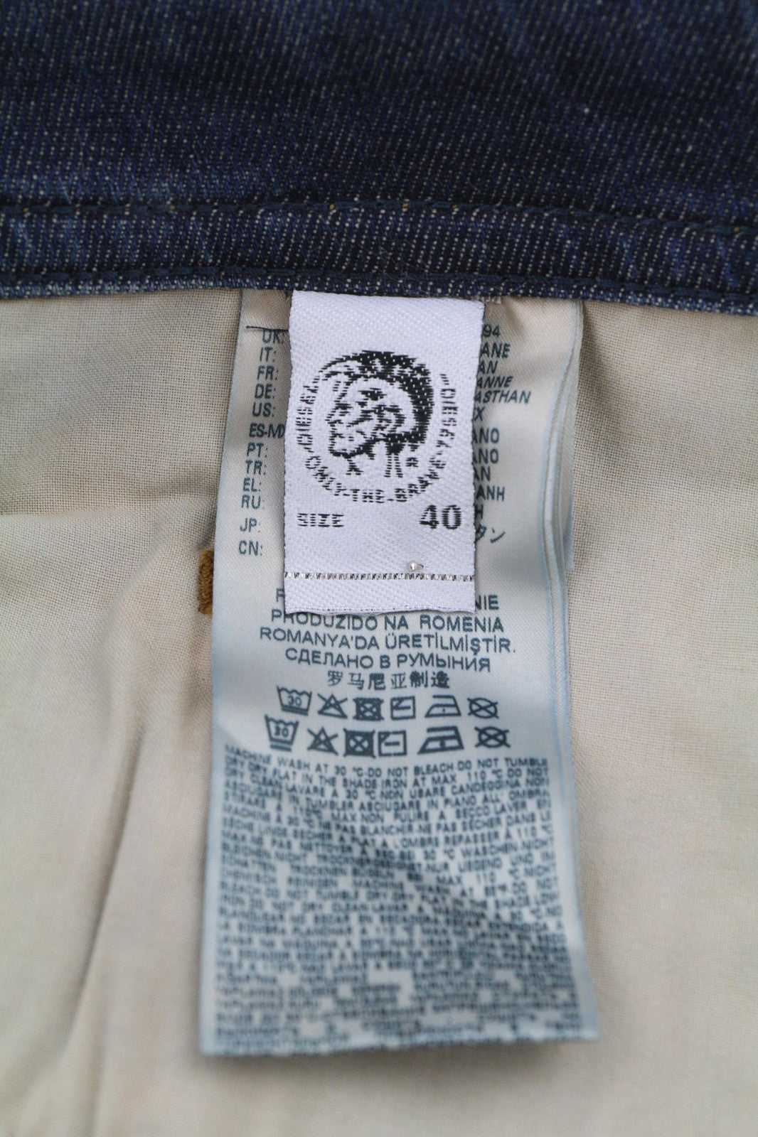 DIESEL Buster 084ZU vyriški džinsai W40/L32 Washed Regular Slim Tapered Stretch 