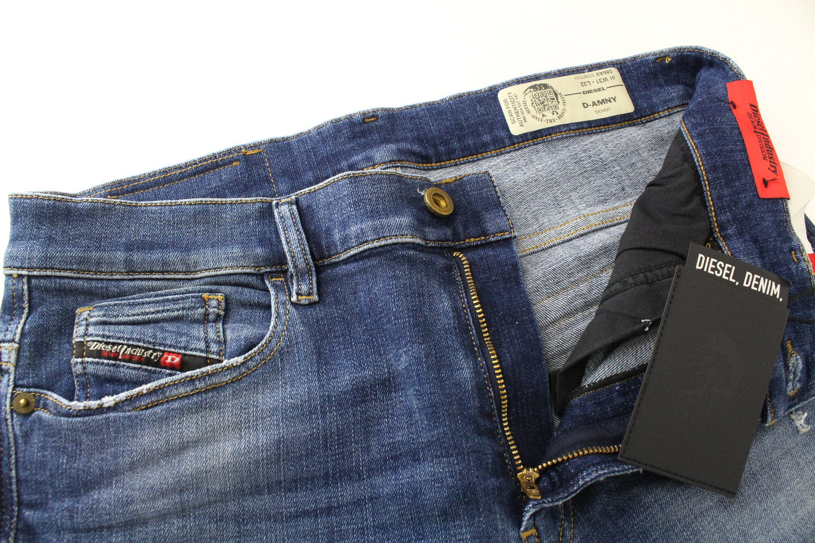DIESEL D-Amny 086AV W31/L32 vyriški tamprūs džinsai su užtrauktuku, aptempti, dirbtinai sendinti 