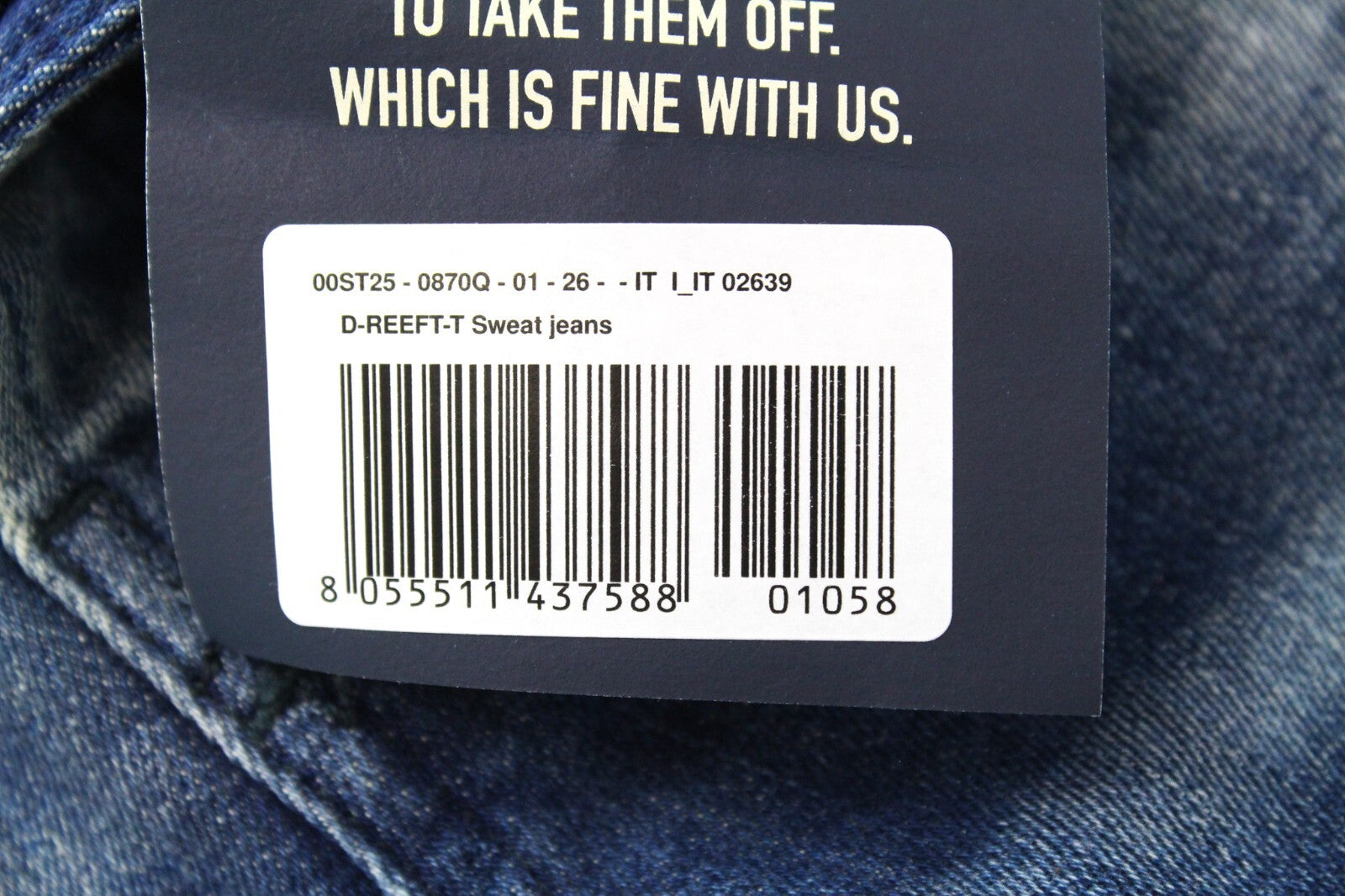 DIESEL D-Reeft-T 0870O W26 vyriški džinsai su sendinto audinio dėmėmis ir sportiniu aptemptu audiniu, aptempti jogg džinsai berniukams. 