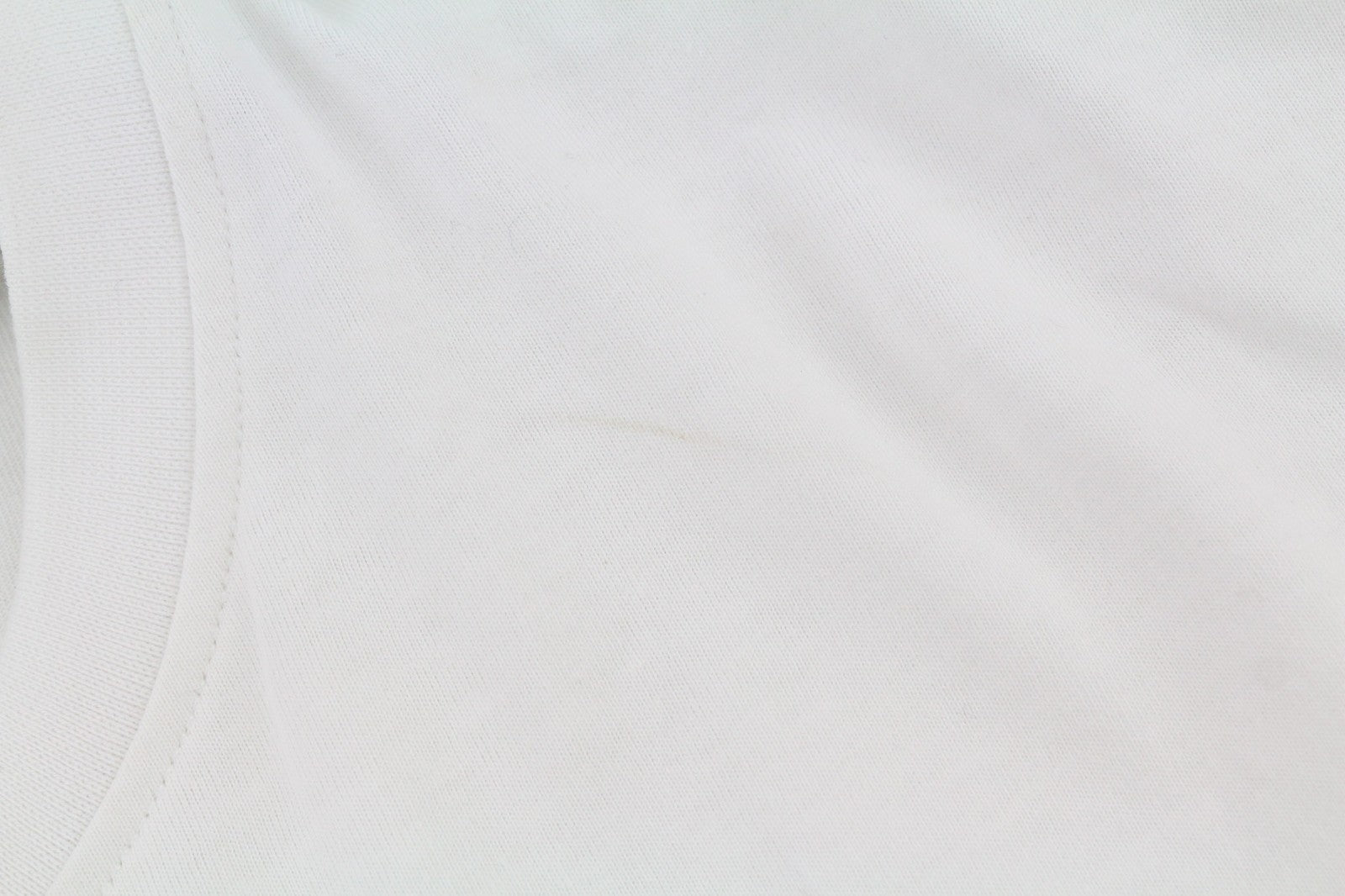 JOHN RICHMOND vyriški marškinėliai M balti laisvi dideli apvalūs marškinėliai trumpomis rankovėmis 