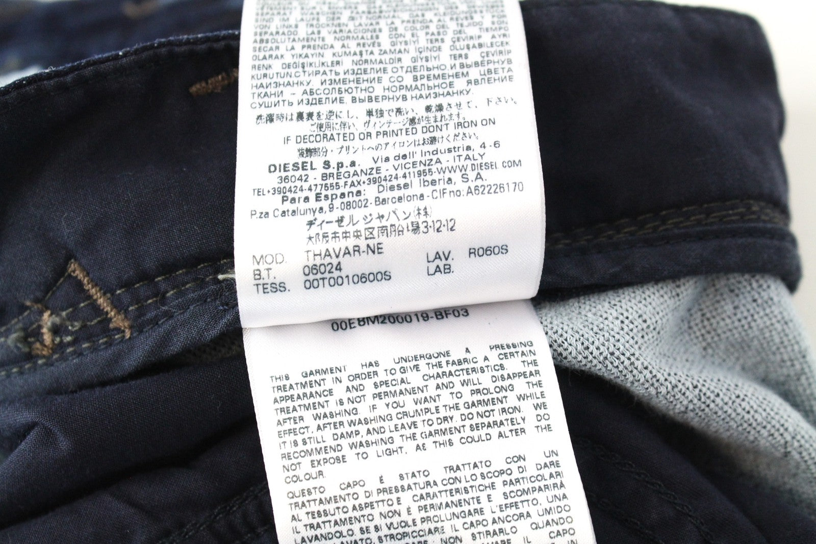 DIESEL Thavar-NE R060S W28 Men Jeans Tapered Ripped Aged Look Sweat Jogg Blue