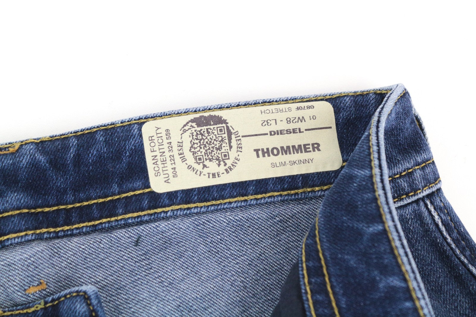 DIESEL Thommer 0870F W28/L32 vyriški džinsai su mėlyna užtrauktuku, išblukę, ploni, aptempti