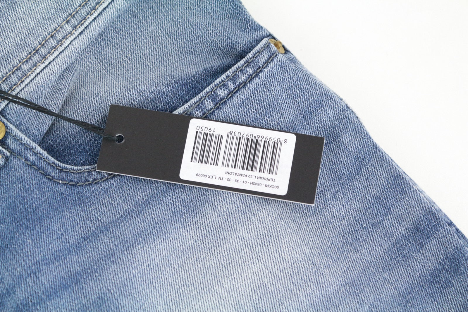 DIESEL Tepphar 0842H W33/L32 vyriški džinsai Slim Carrot Whiskered Washed Out Blue 