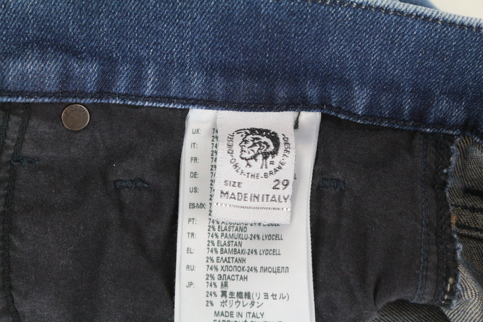 DIESEL D-Strukt 081AQ W29/L32 vyriški džinsai su siaurėjančia tekstūra, plėšytais užtrauktuku 