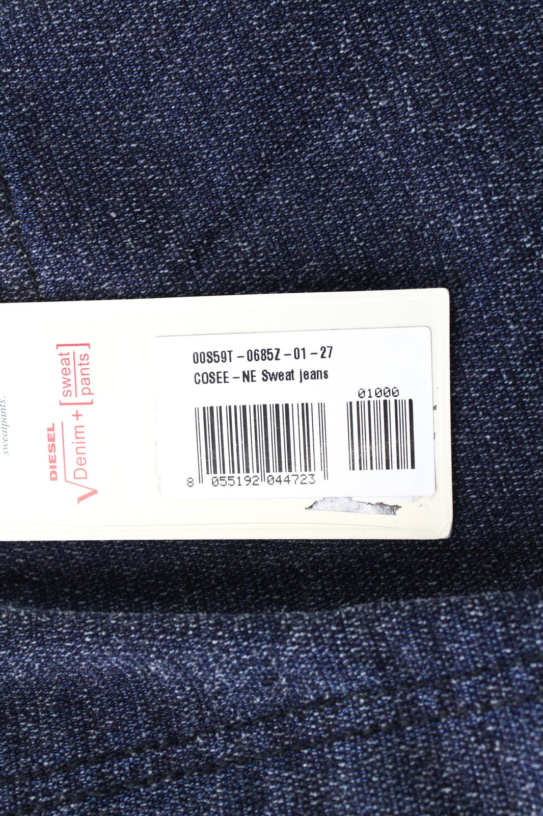 DIESEL Cosee-NE 0685Z W27 moteriškos kelnės „Boyfriend Fit“ mėlynos spalvos sportinis sportinis džemperis 