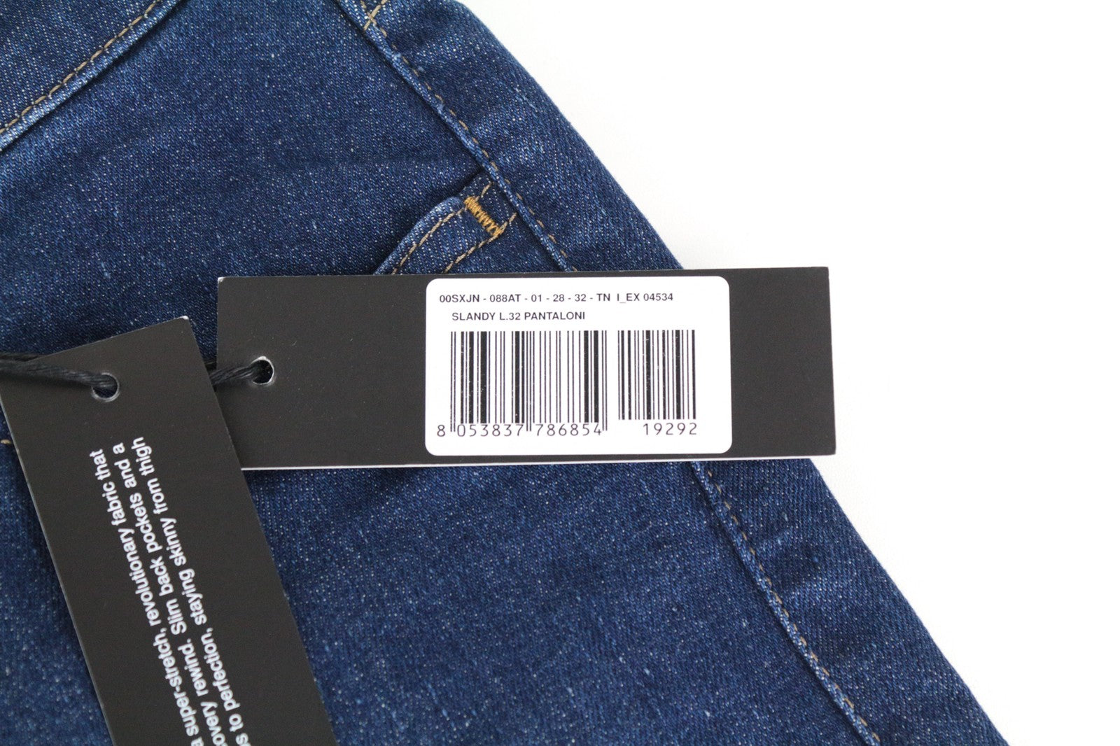 DIESEL Slandy 088AT W28/L32 moteriški itin ploni, tamprūs, mėlyni džinsai su aplikacija. 