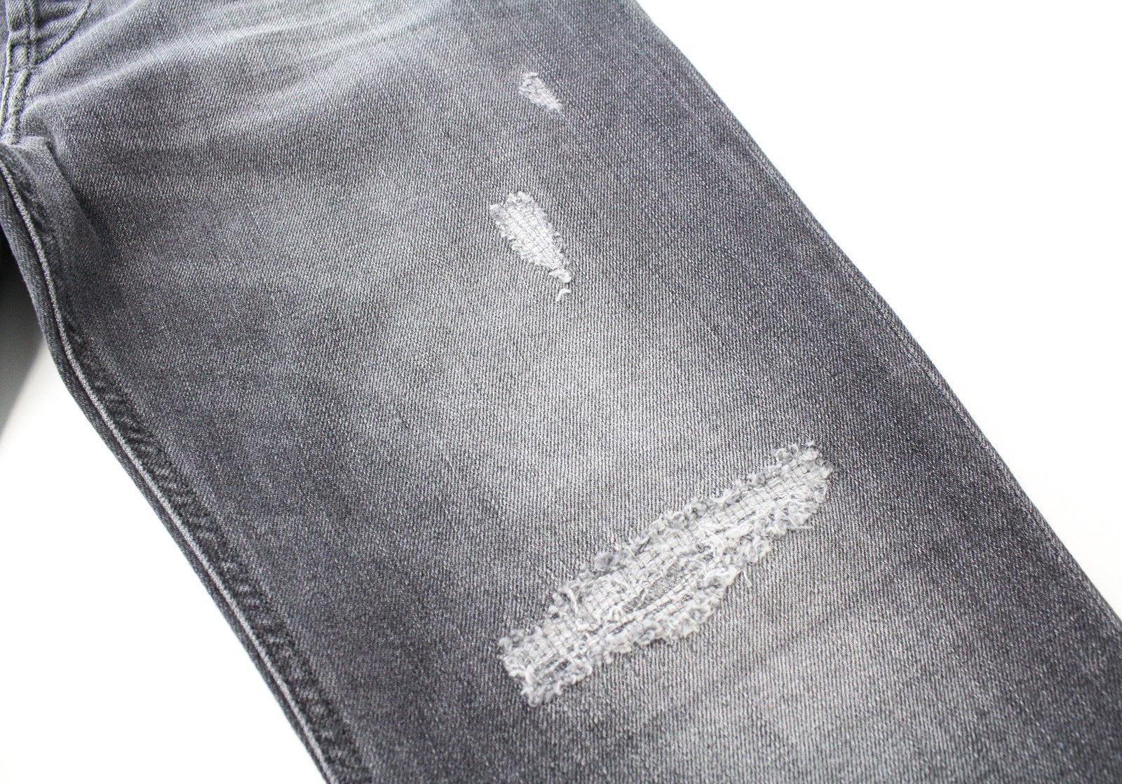 DIESEL D-Eetar 0890F W29/L30 vyriški džinsai, išblukintos pilkos spalvos, tamprūs, siaurėjantys, dėvėjimosi liemens. 