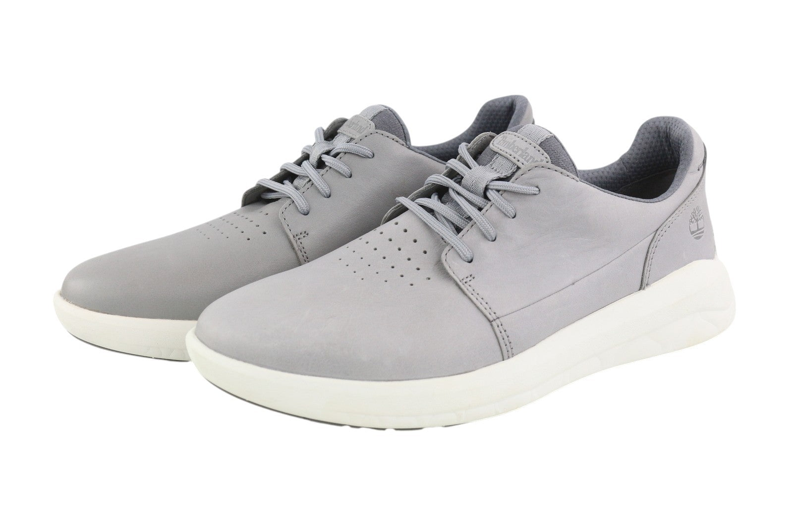 TIMBERLAND A2QA1 vyriški sportbačiai, pilki, odiniai, žemapadžiai, su raišteliais, migdolų spalvos. 