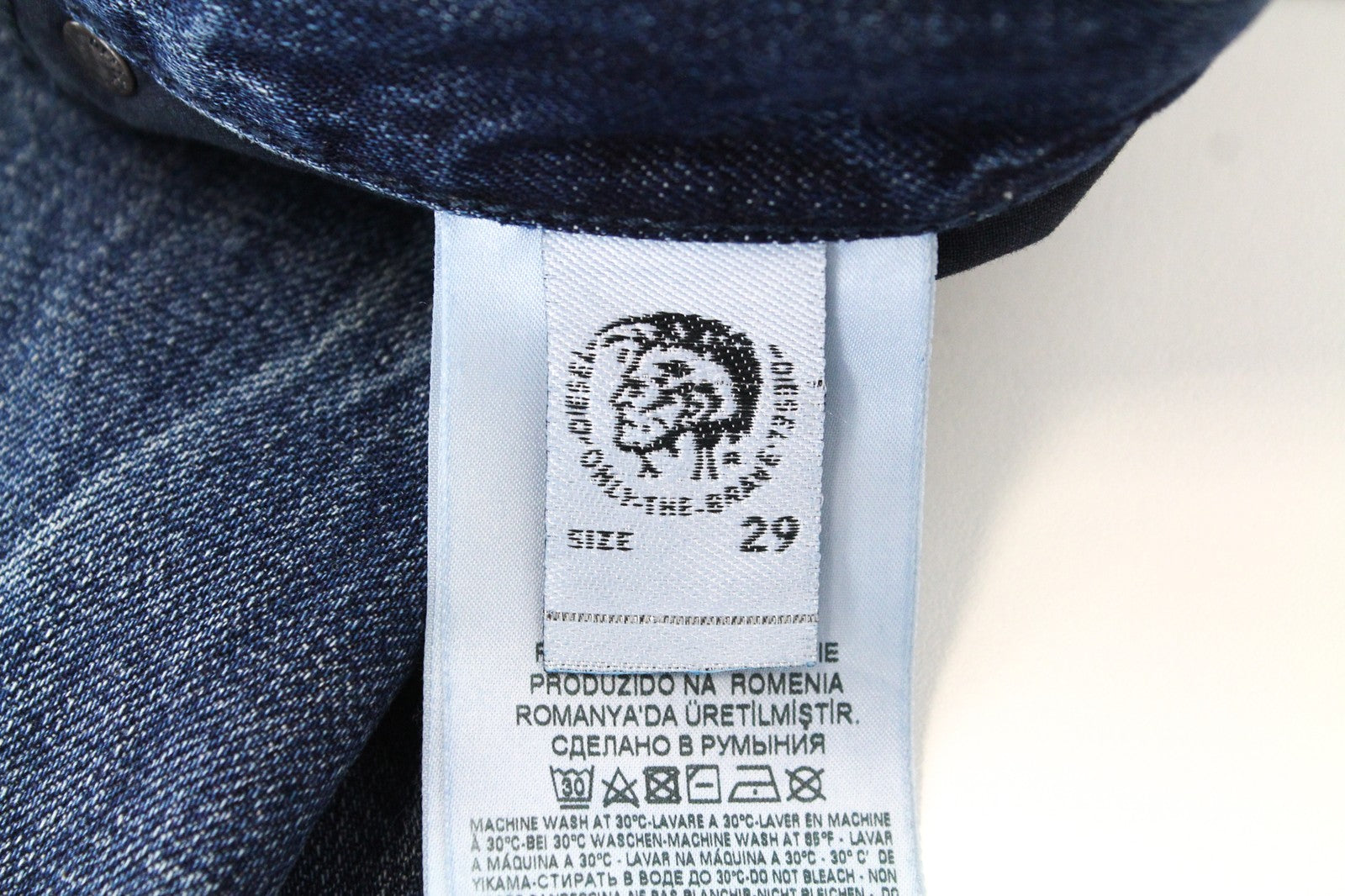 DIESEL Mharky 080AG W29/L30 vyriški džinsai Slim Skinny, akmens spalvos, dirbtinės mėlynos spalvos 