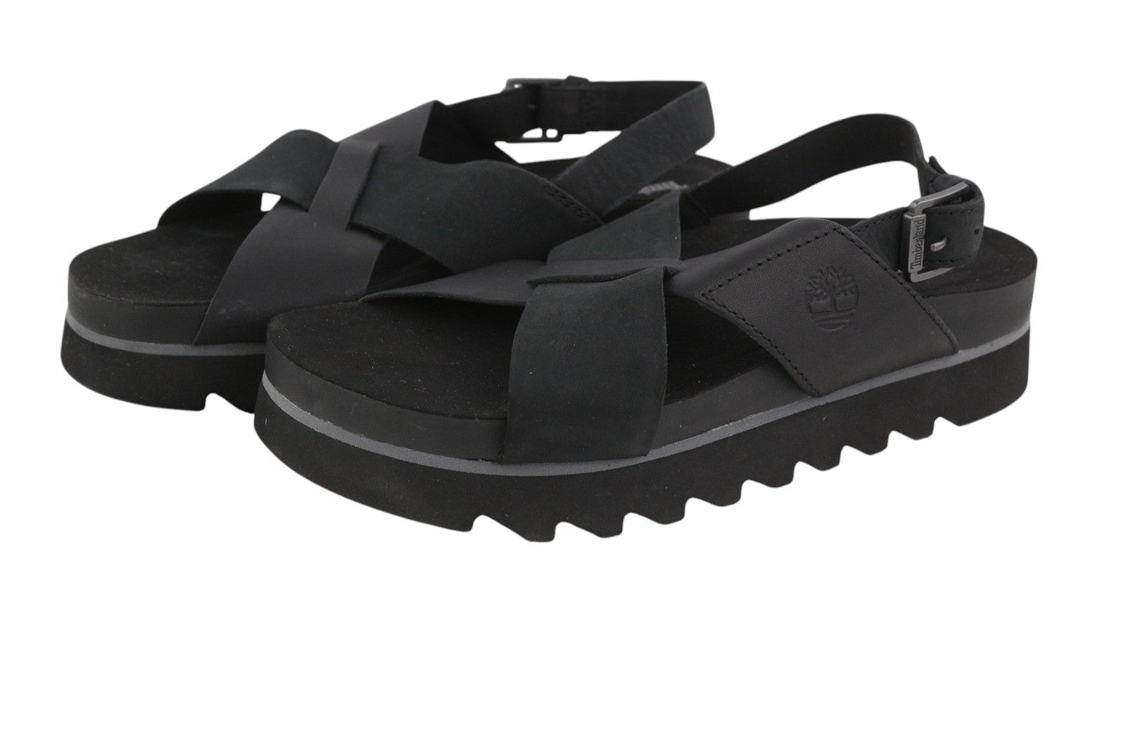 TIMBERLAND A23FE moteriškos basutės, 39 €, juodos, odinės, su platforma ir sagtimi. 