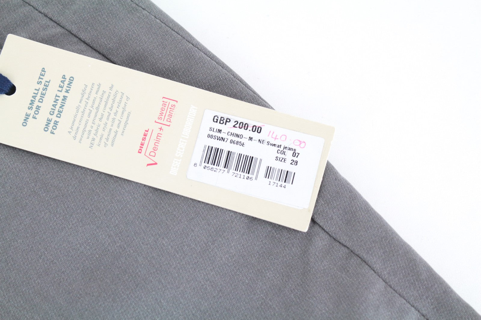 DIESEL Slim-Chino-M-NE 0685E W28 vyriški džinsai su sportinėmis kelnėmis, pilki, labai tamprūs, su užtrauktuku 