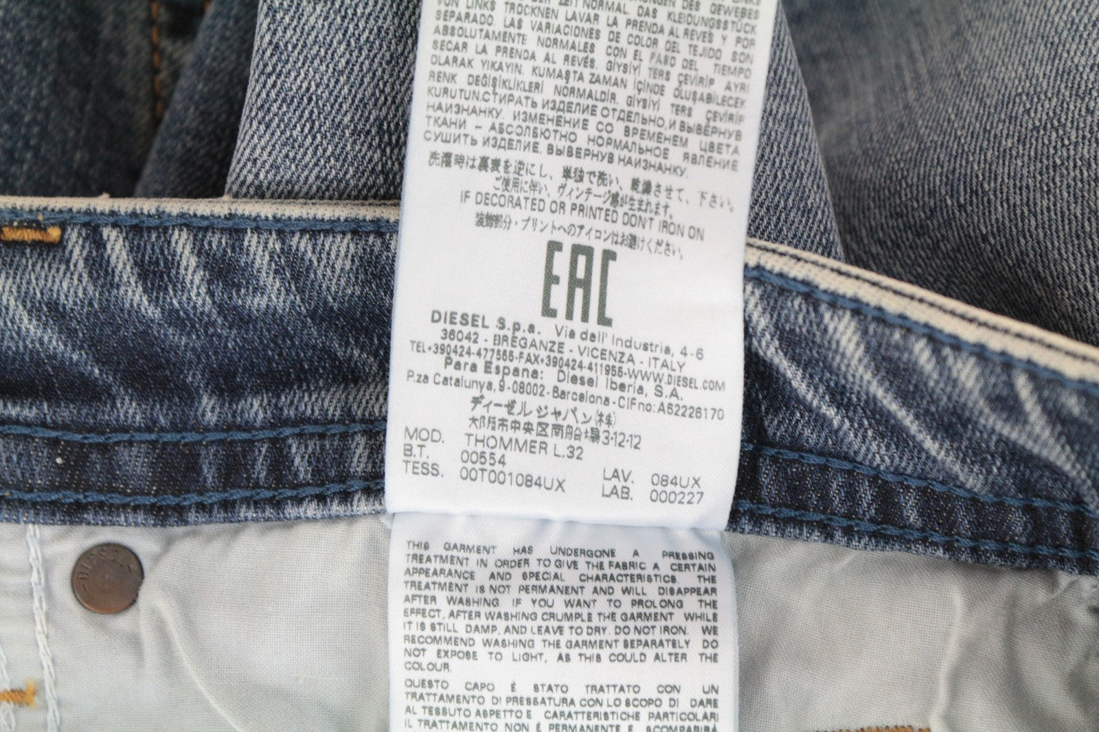 DIESEL Thommer 084UX W28/L32 vyriški džinsai su užtrauktuku, akmens spalvos, ploni, aptempti, dažyti