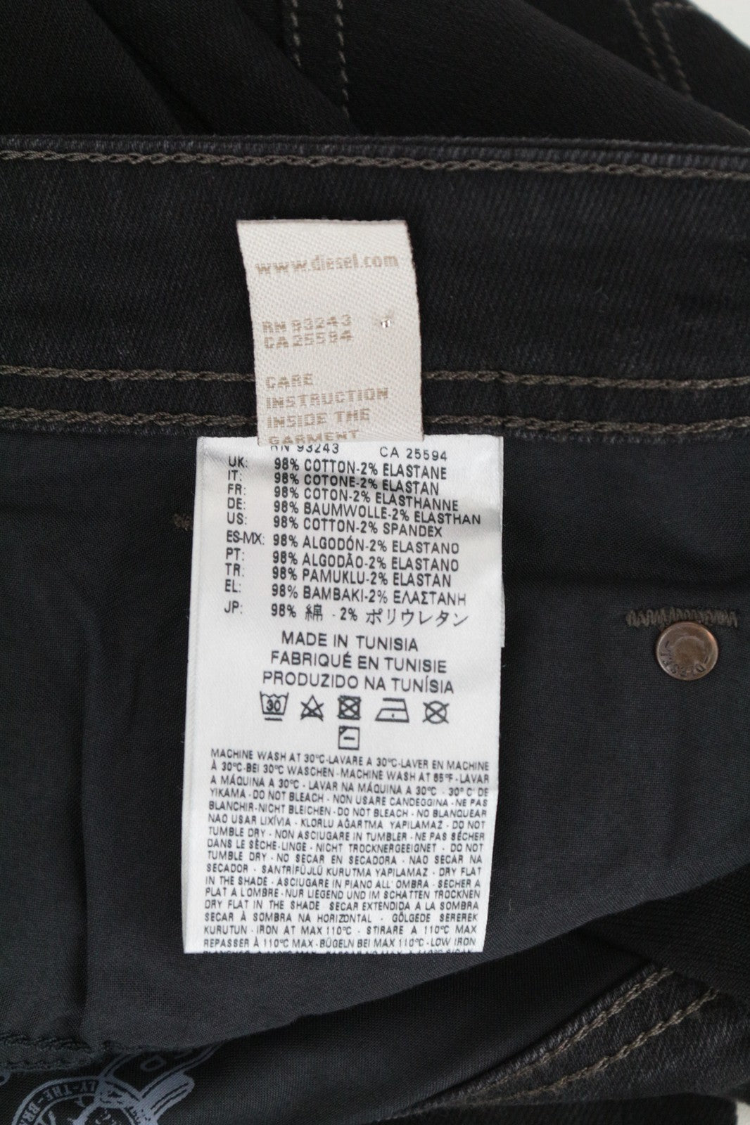 DIESEL Waykee 0886Z W29/L32 vyriški džinsai, tiesaus kirpimo, tamprūs, juodi, vienspalviai.