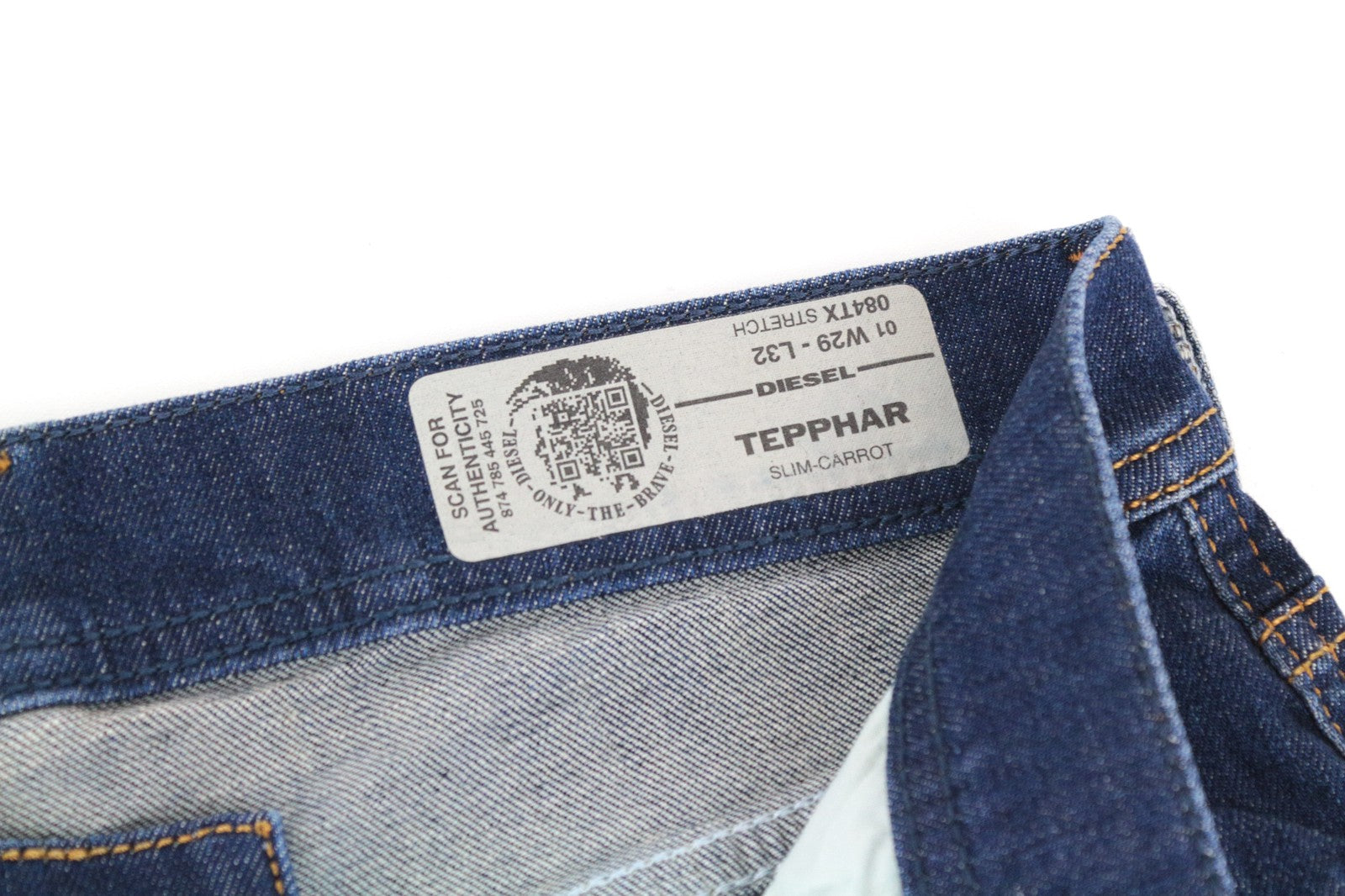 DIESEL Tepphar 084TX W29/L32 vyriški džinsai, aptempti, morkų kirpimo, sendinto stiliaus, mėlyni 