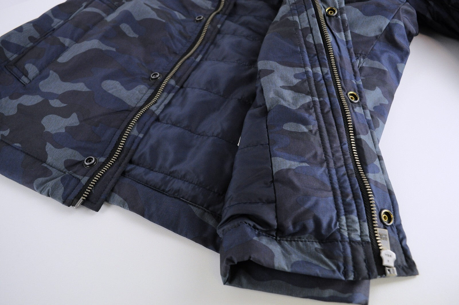 SCOTCH &amp; SODA Couture vyriška striukė S, karinės mėlynos spalvos, su pamušalu ir gobtuvu. 