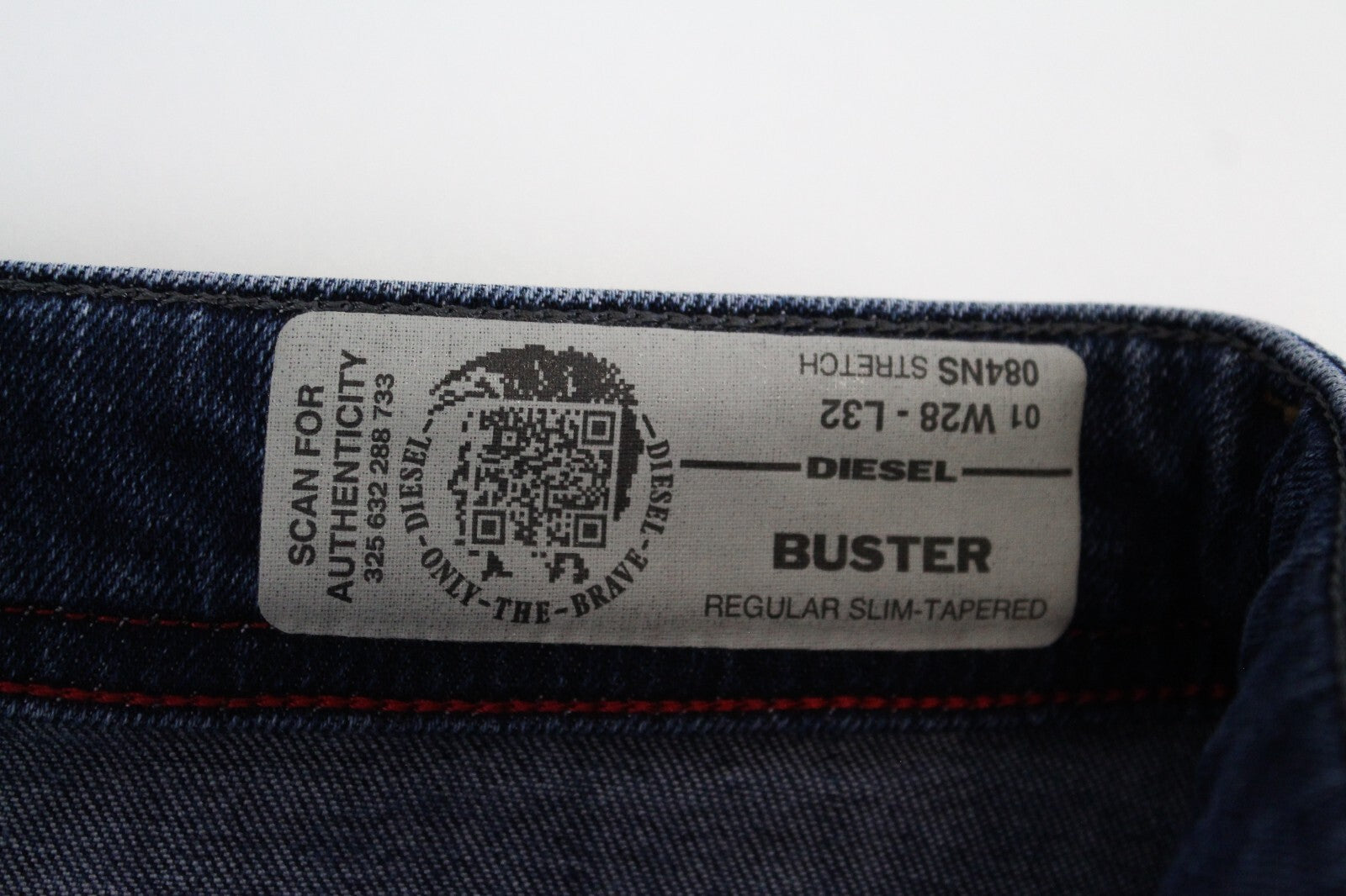 DIESEL Buster 084NS Mens Jeans W28/L32 Classic Slim  Tapered Blue Stretch