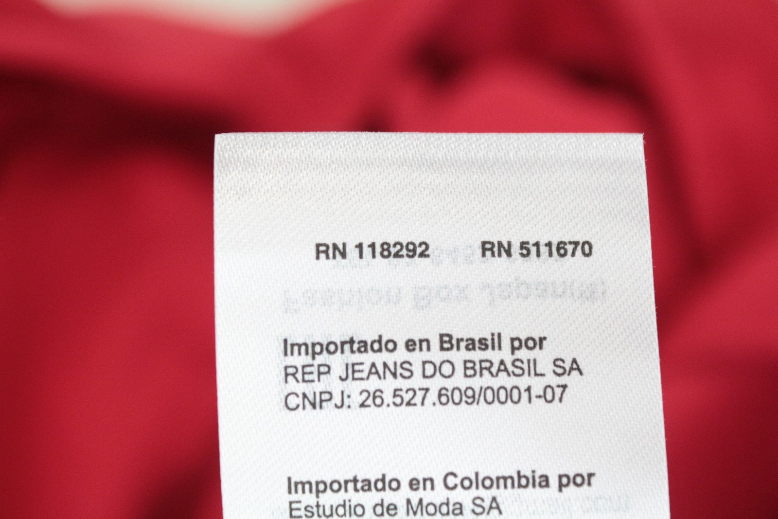 REPLAY Icons vyriškas džemperis su užtrauktuku, aukšta apykakle ir ryškiai raudonais laisvalaikio stiliaus megztiniais. 2XL dydis 