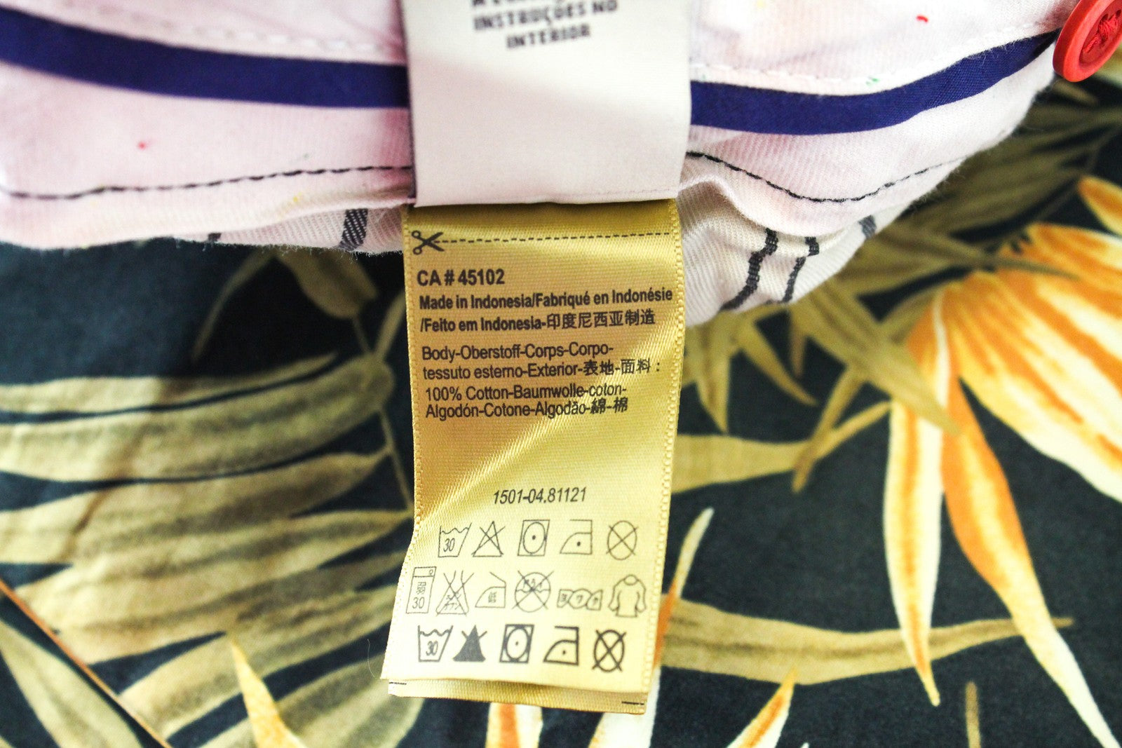 SCOTCH & SODA  Couture Mens W30 Black Shorts Patterned  Washed Look