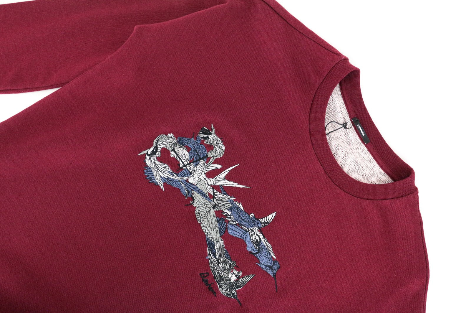 DENHAM Hummingbird moteriškas džemperis ilgomis rankovėmis, siuvinėtas bordo spalvos, 2XS dydžio 