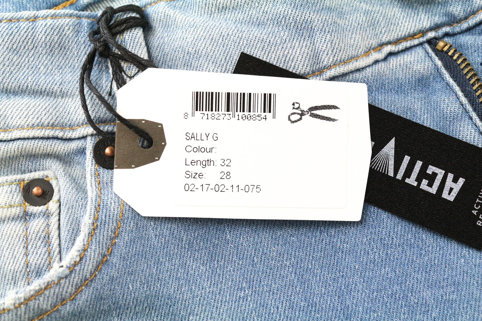 DENHAM Sally W28/L32 Straight Jeans Stretch  Washed Blue