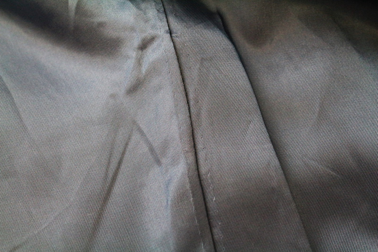 SUITSUPPLY klasikinis vyriškas švarkas UK46R su vilnoniu pamušalu ir vienaeiliu... 