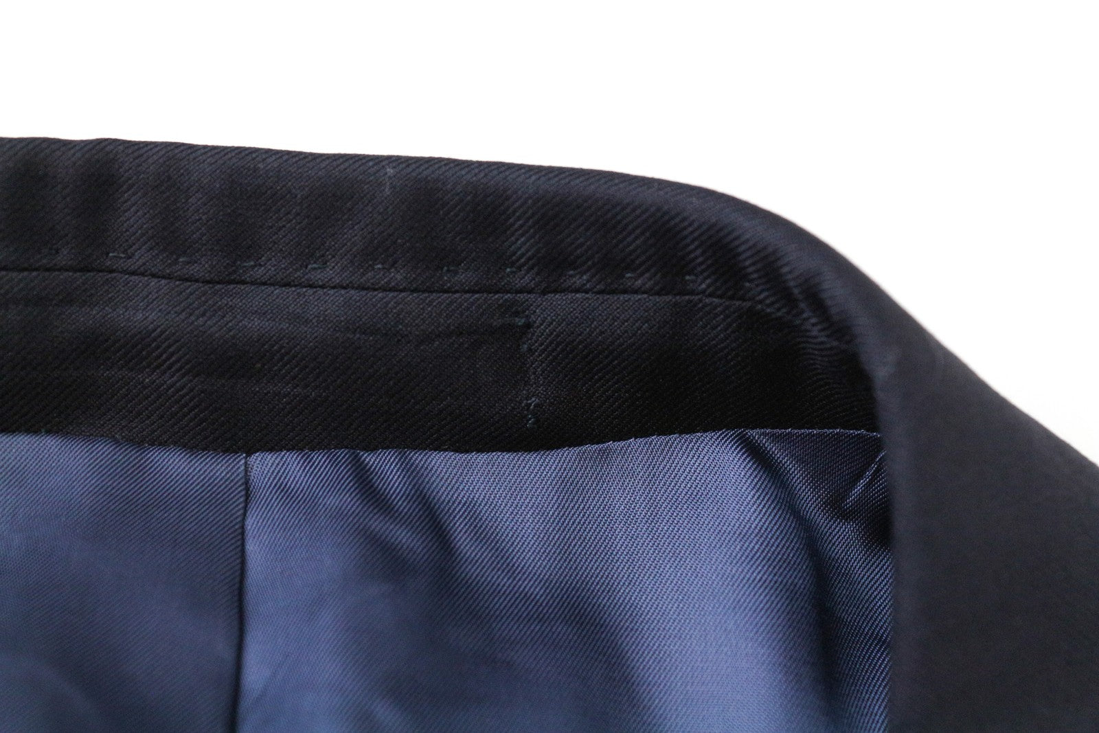 SUITSUPPLY klasikinis vyriškas švarkas UK46R su vilnoniu pamušalu ir vienaeiliu... 