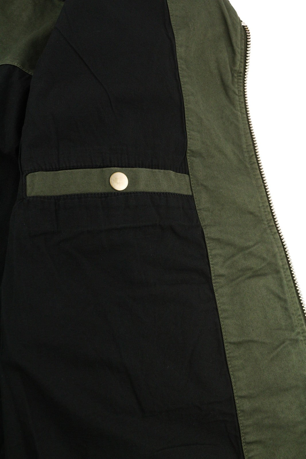 DIESEL J-Coal-Cot vyriška striukė, L dydžio, žalia, su užtrauktuku per visą apykaklę, su pamušalu. RMK 230 €. 