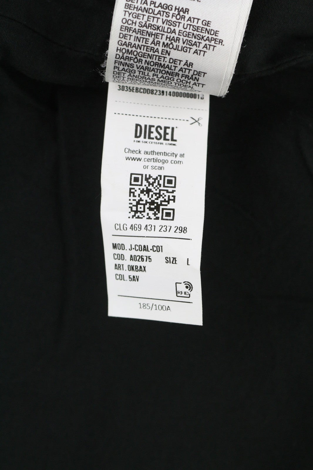 DIESEL J-Coal-Cot vyriška striukė, L dydžio, žalia, su užtrauktuku per visą apykaklę, su pamušalu. RMK 230 €. 