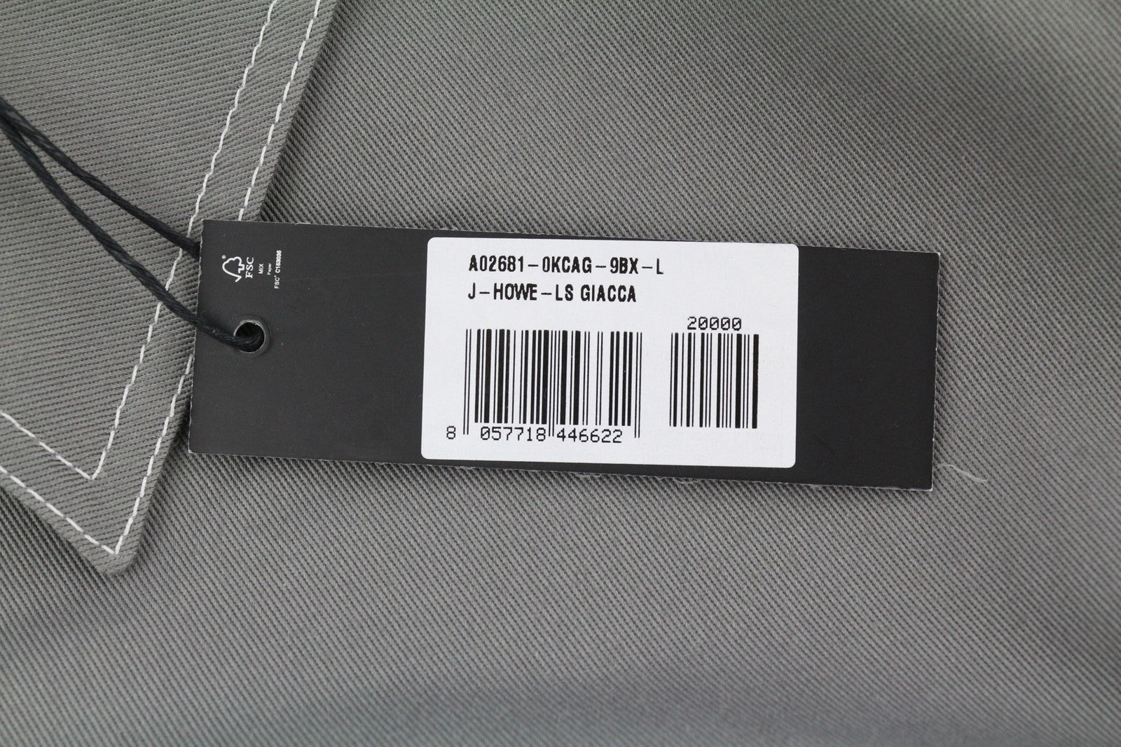 DIESEL J-Howe-LS vyriška striukė, pilka, su užtrauktuku ir pamušalu, kaina – 450 € 