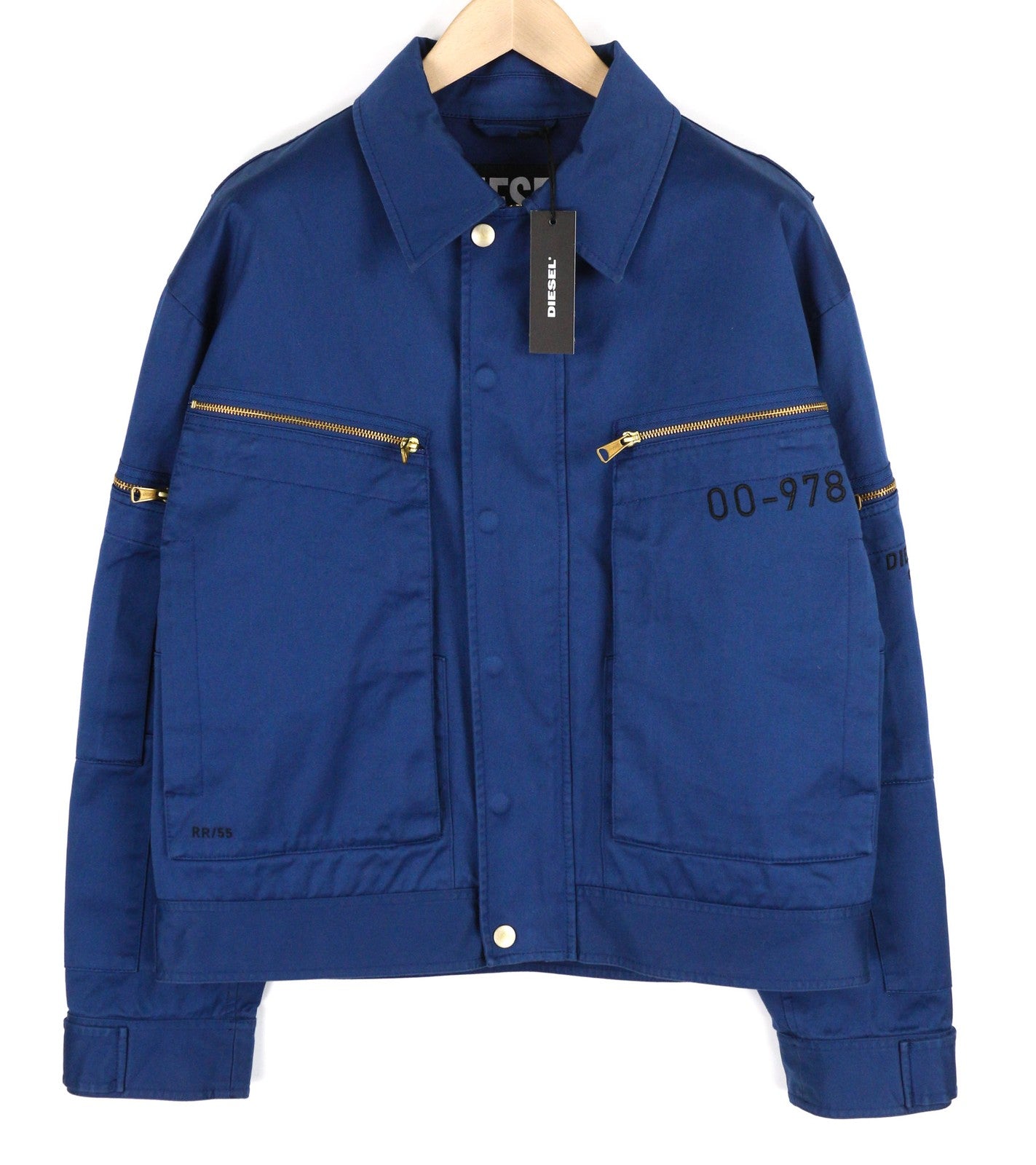 DIESEL J-Thompson-A vyriška striukė, mėlyna, L dydžio, su užtrauktuku ir pamušalu. Rekomenduojama kaina – 350 €. 