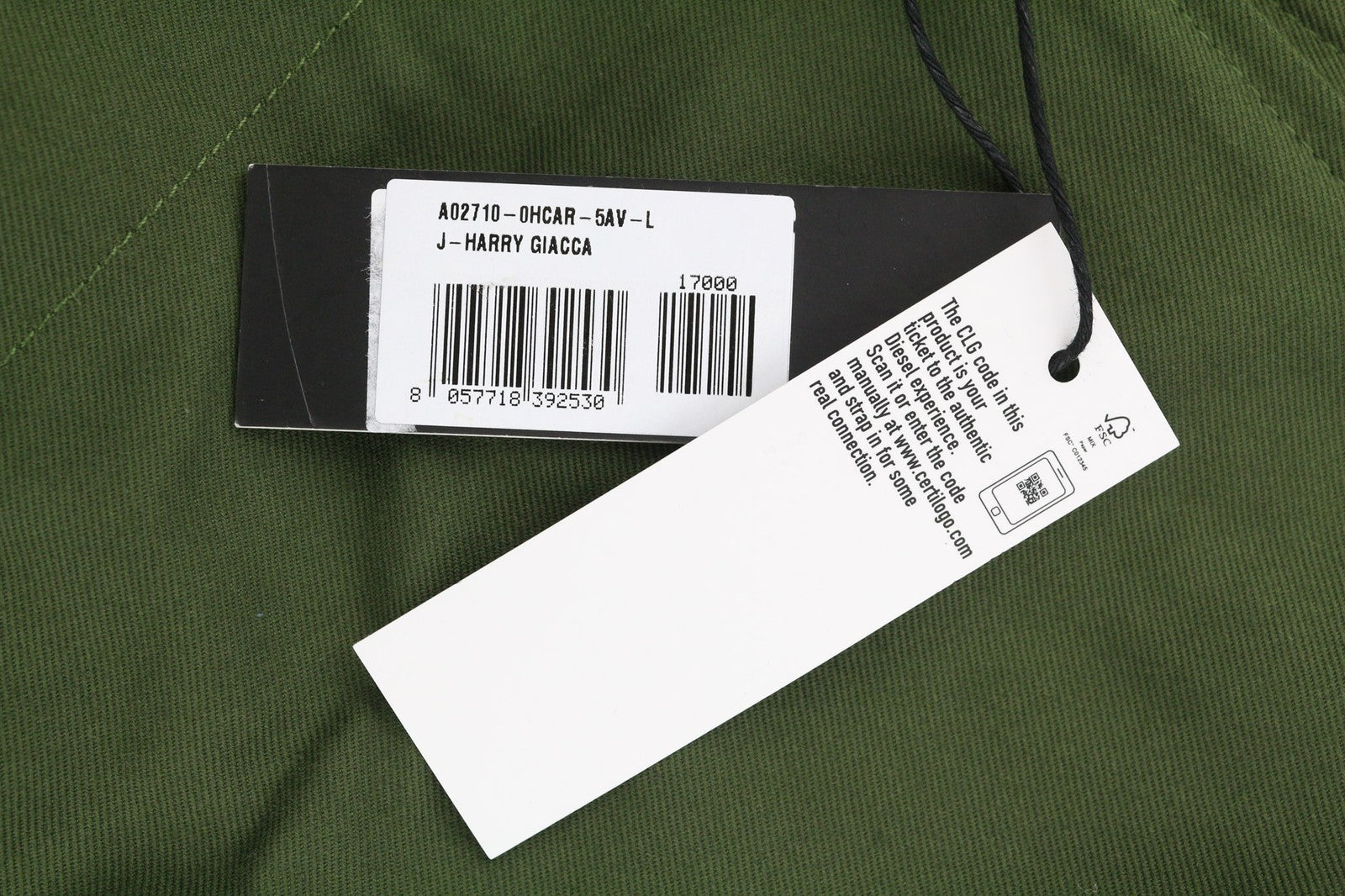 DIESEL J-Harry vyriška striukė, L dydžio, žalia, su juostele, kaklo srityje, kišenėmis, languotu pamušalu. RMK 350 €.