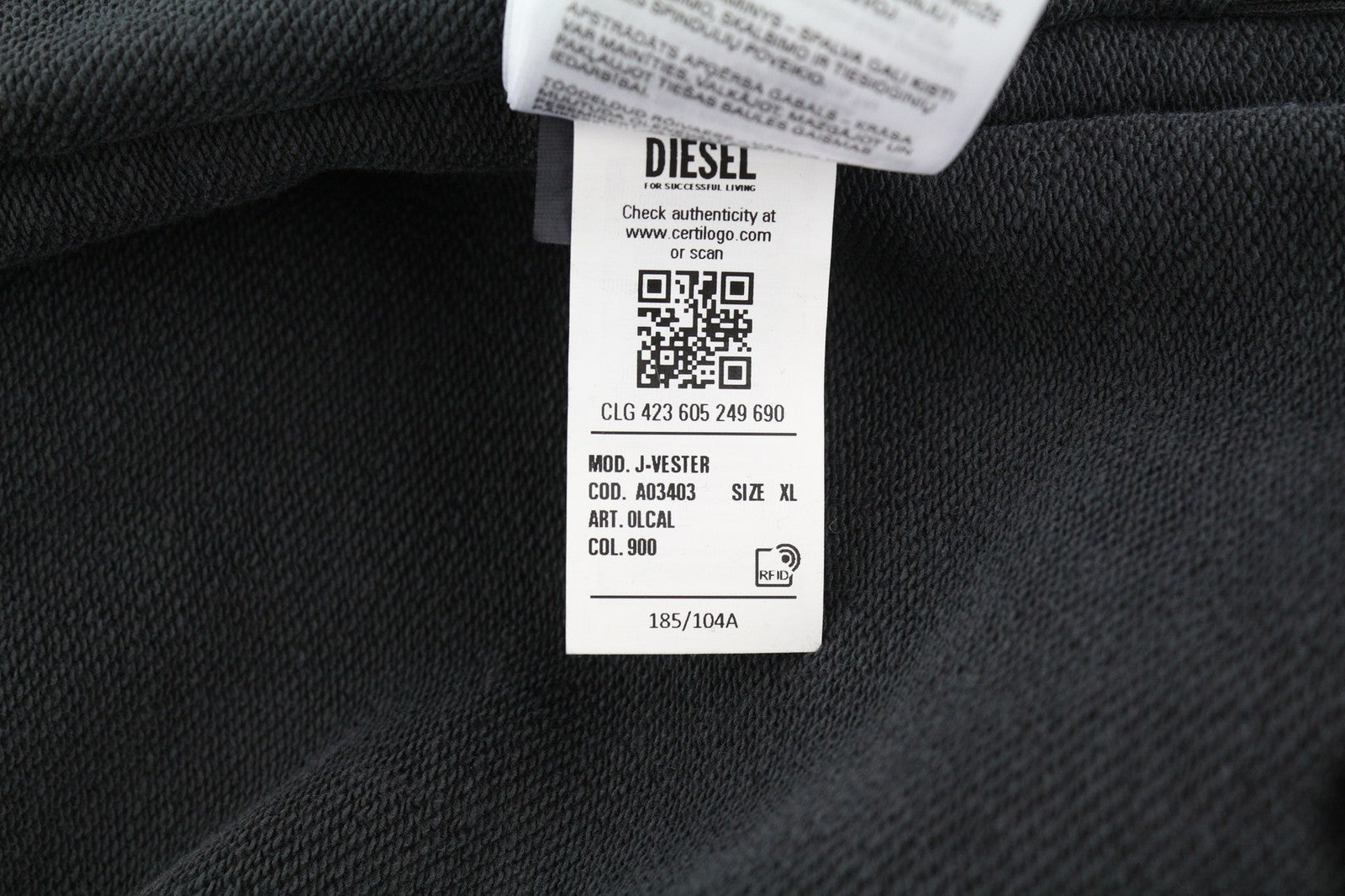 DIESEL J-Vester vyriška striukė XL dydžio, juoda, su gobtuvu, izoliuota pamušalu ir kišenėmis, RRP 250 € 